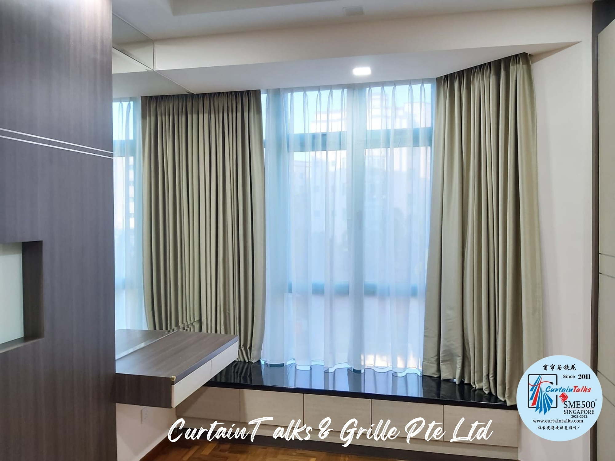 This is a Picture for Day and night curtain for bay window installed at Singapore 158 flora road, Ballot Park Condo